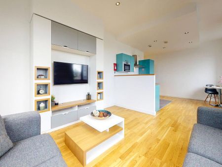 2 bedroom apartment to rent - Photo 4