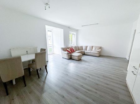 Lichtdurchflutete 3-Zimmer-Wohnung in Feldbachs Zentrum – Wohnen mit Komfort…! - Photo 2