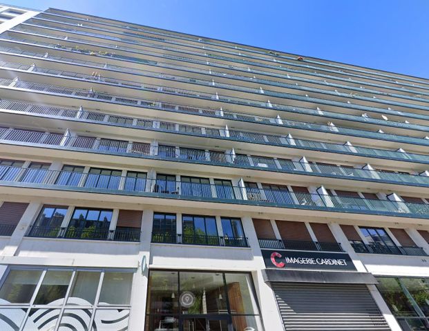 location Appartement T3 DE 64m² À PARIS 15 - Photo 1