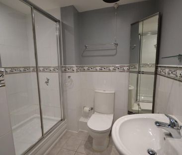 3 bedroom semi-detached house to rent - Photo 6