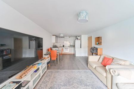 1 bedroom flat to rent - Photo 5