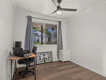 35 Joseph St, Dinmore QLD 4303 - House For Rent | Domain - Photo 4