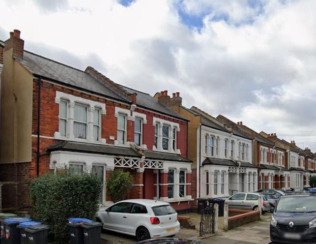 2 bedroom detached house to rent - Photo 1