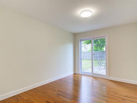 147 Rue de Lisbonne - Photo 2