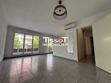 Location Appartement 2 pièces 47m² NIMES 30900 - Photo 3