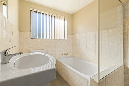 Private & Convenient! - Photo 5