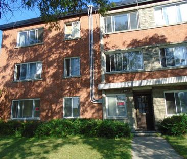 GRAND 4 1/2 AHUNTSIC RÉNOVÉ - Photo 1