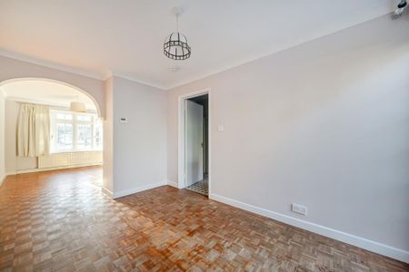 3 bedroom terraced house to rent - Photo 5