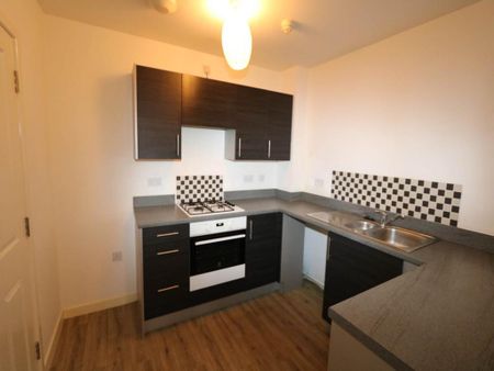 2 bedroom flat to rent - Photo 3