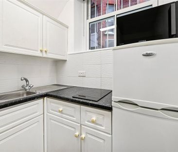 Studio to rent - Photo 2