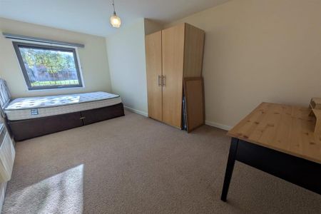 2 bedroom apartment to rent - Photo 5