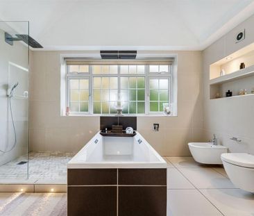 5 bedroom semi-detached house to rent - Photo 5