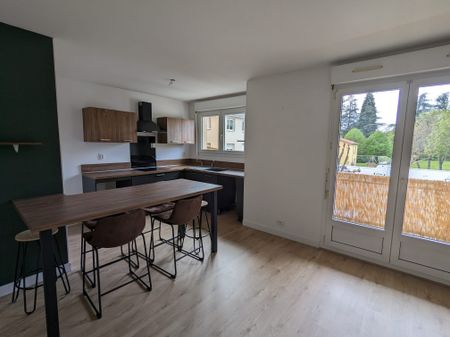 Location Appartement 4 pièces 75m² LA TALAUDIERE 42350 - Photo 4