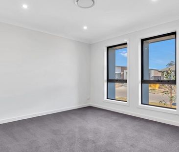 $720 per week / $2,880 Bond - Photo 2