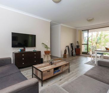 Queens Park - Photo 4