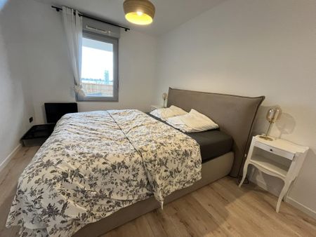 Location Appartement 2 pièces Meublé 45m² TRELAZE 49800 - Photo 3