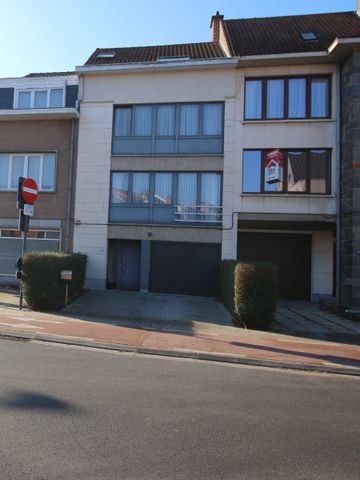 GERENOVEERD APPARTEMENT OP DE EERSTE VERDIEPING - Foto 4