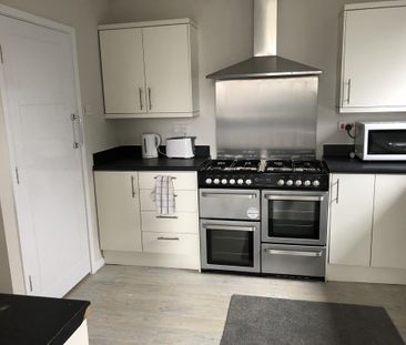 1 bedroom in a house share to rent - Photo 6