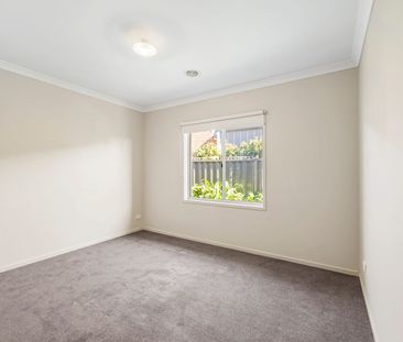 Comfortable family home in quiet established location! - Photo 5