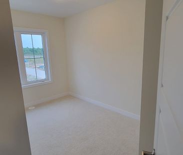 For Lease - 21 Melody Lane, Thorold, Ontario - Photo 6