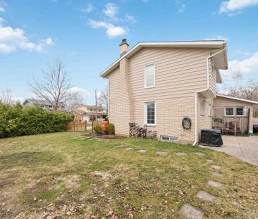 For Lease - 594 NOBLE Crescent, Billings Bridge - Riverside Park an... - Photo 5