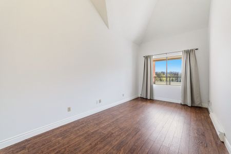 For Lease - 100 Bronte Road Unit# 404, Oakville, Ontario - Photo 2