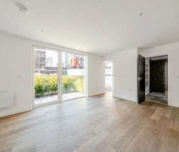 Studio to rent - Photo 2