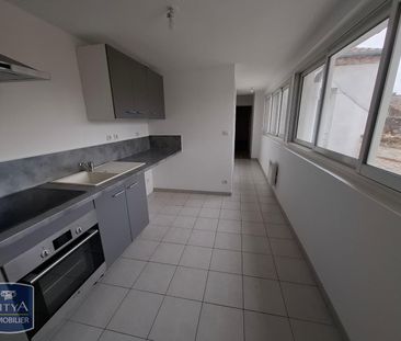 Location Appartement 3 pièces 66m² AGEN 47000 - Photo 5