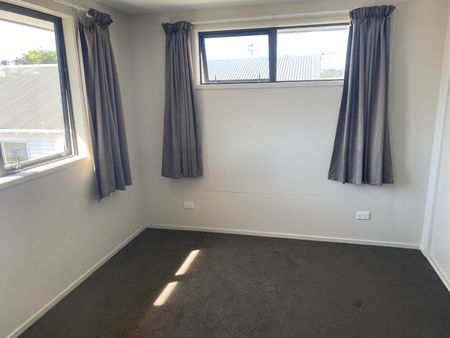 100a Fulford Street, New Plymouth - Photo 3