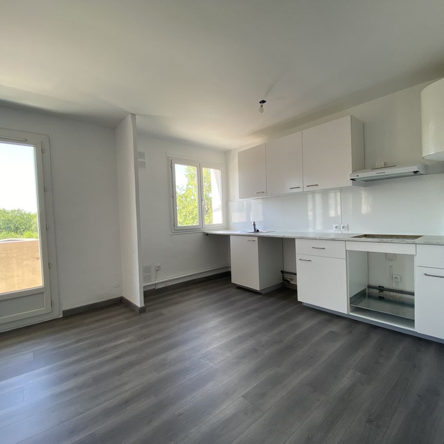 Location Appartement 2 pièces 41m² AUBAGNE 13400 - Photo 1