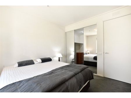 25/83 Whiteman Street - Photo 3
