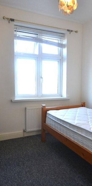 1 bedroom Flat To Let - Photo 1