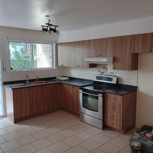 4 1/2 pièces, Rue Lamarre, Vieux-Longueuil (près centre Jacques-Cartier), 1er octobre - Photo 2