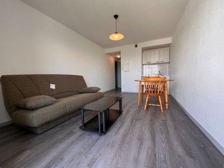 Location Appartement 1 pièce 21m² - Photo 2