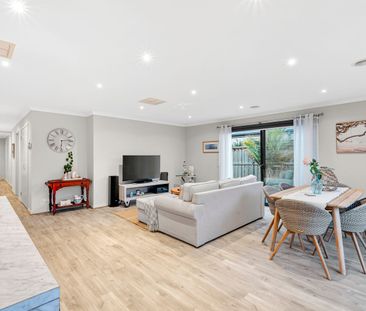 Stunning 4 Bedroom Family Home - Photo 1