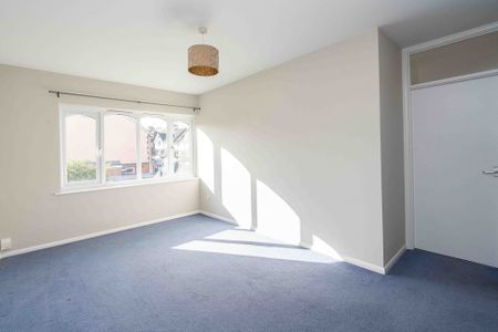 Kingfisher Court Willowmead, Dorking - 1 bedroomProperty for lettings - Seymours - Photo 5