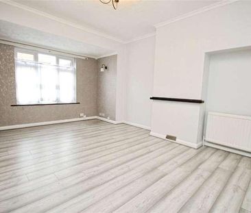 Rowdowns Road, Dagenham, RM9 - Photo 4