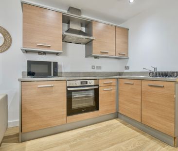 Waterloo Court - Photo 4