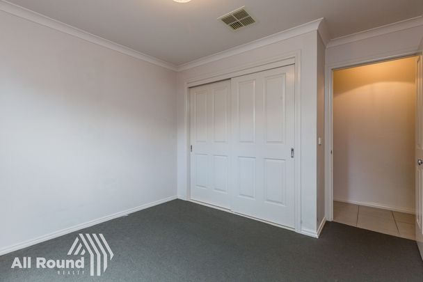 12 Wills Court, Thurgoona NSW 2640 - House For Rent | Domain - Photo 1