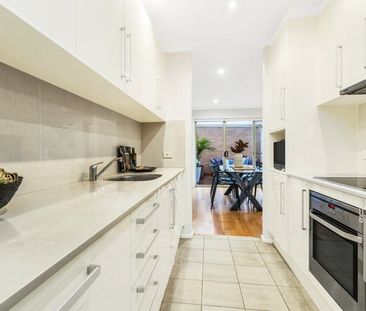 3/1 Huntington Street, Crows Nest NSW 2065 - Townhouse For Rent | D... - Photo 4