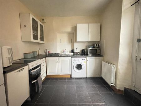 1 bedroom apartment to rent - Photo 4