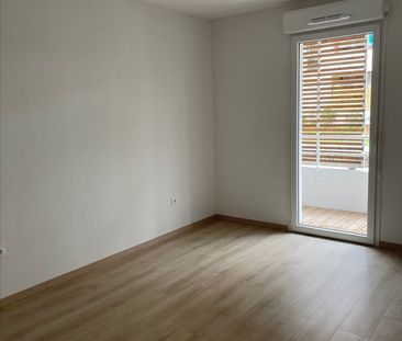 Location Appartement 2 pièces 42m² - Photo 2