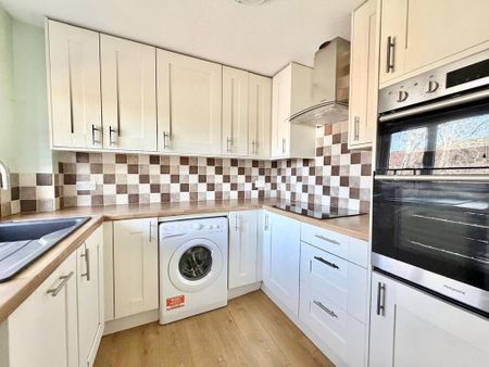 2 bedroom flat to rent - Photo 5