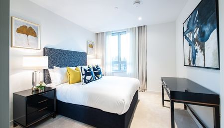 A luxurious, interior-designed, two-bedroom, apartment on the 3rd floor in Edgware Road, London W2 - Photo 4