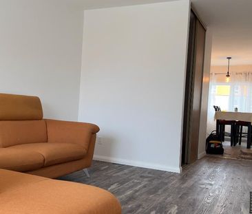 Beau appart 4 1/2. Quartier calme, sécuritaire, libre 1 juillet.. - Photo 2