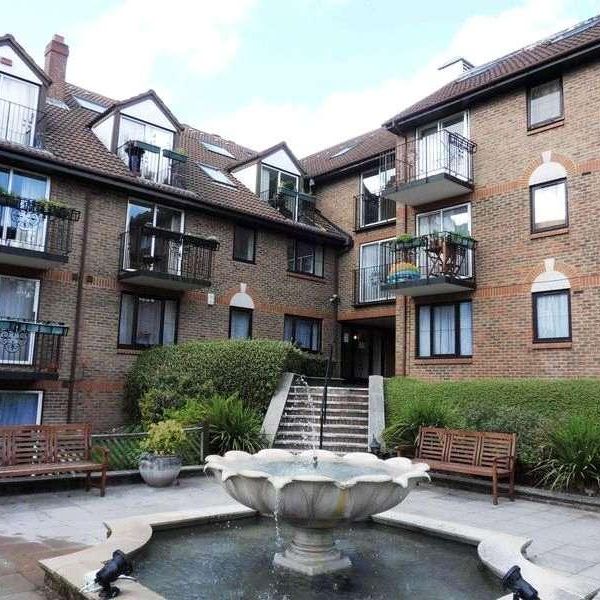 French Apartments, Lansdowne Road, Purley, Surrey, CR8 - Photo 1