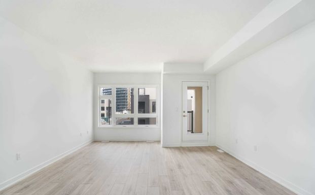 For Lease - 3079 Cherry Blossom Cmn N/A, Burlington, Ontario - Photo 1