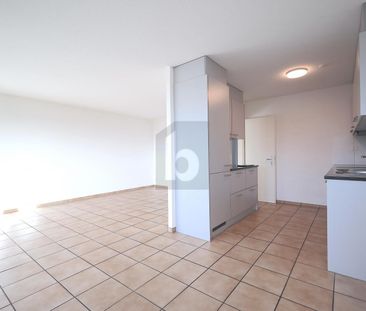 ZENTRALE UND FAMILIENFREUNDLICHE LAGE - Photo 1