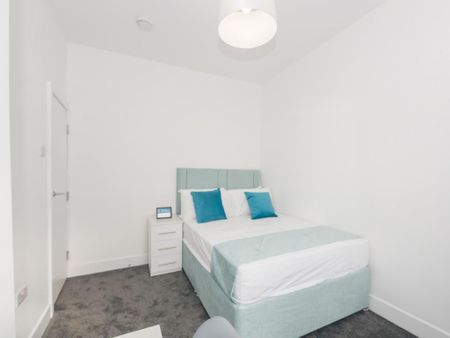 3 bedroom terraced house to rent - Photo 5