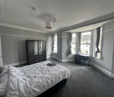 7 bedroom house share to rent - Photo 4